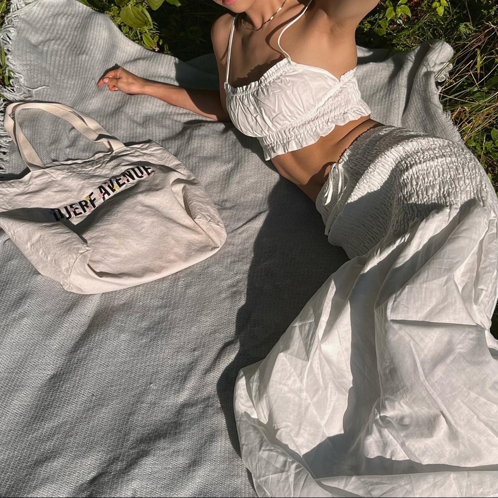 White two piece set